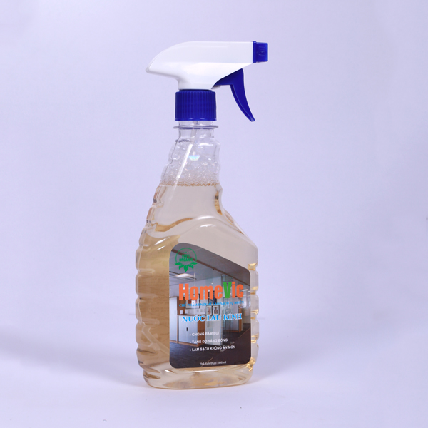Glass cleaner water